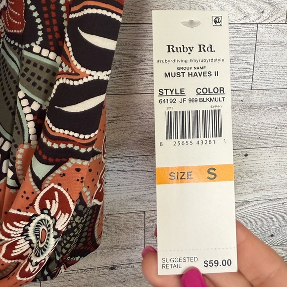 Ruby Rd. Women’s Floral Top NWT - Picture 2 of 7